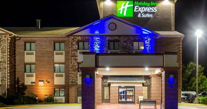 Exterior Holiday Inn Express & Suites OLATHE SOUTH, an IHG Hotel