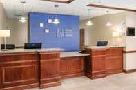 Lobi Holiday Inn Express & Suites HAMPTON SOUTH-SEABROOK, an IHG Hotel