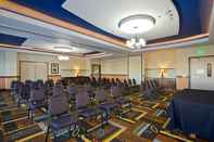 Dewan Majlis Holiday Inn Express & Suites DENVER EAST-PEORIA STREET, an IHG Hotel