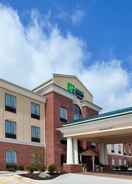 EXTERIOR_BUILDING Holiday Inn Express Hotels and Suites Dayton North Tipp City, an IHG Hotel