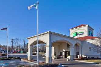 Exterior 4 Holiday Inn Express KERNERSVILLE, an IHG Hotel