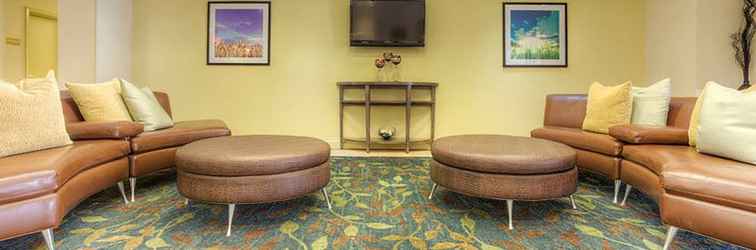 Lobby Candlewood Suites MOORESVILLE/LAKE NORMAN,NC