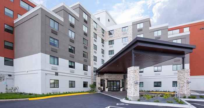 ภายนอกอาคาร Holiday Inn Express ROSEVILLE-ST. PAUL, an IHG Hotel