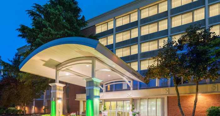 ภายนอกอาคาร Holiday Inn CHARLOTTESVILLE-MONTICELLO, an IHG Hotel