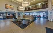 Lobby 4 Holiday Inn Express MURFREESBORO CENTRAL, an IHG Hotel