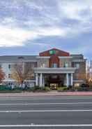 EXTERIOR_BUILDING Holiday Inn Express & Suites ROSEVILLE - GALLERIA AREA, an IHG Hotel