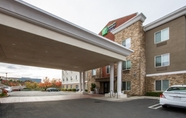 Exterior 2 Holiday Inn Express & Suites ROSEVILLE - GALLERIA AREA, an IHG Hotel