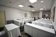 ห้องประชุม Holiday Inn HAZLET, an IHG Hotel