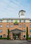 Welcome to our Holiday Inn Express hotel in London's Dartford Holiday Inn Express LONDON - DARTFORD, an IHG Hotel