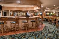 บาร์ คาเฟ่ และเลานจ์ Holiday Inn & Suites CINCINNATI-EASTGATE (I-275E), an IHG Hotel