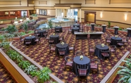 ร้านอาหาร 4 Holiday Inn & Suites CINCINNATI-EASTGATE (I-275E), an IHG Hotel