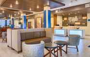 Sảnh chờ 2 Holiday Inn Express & Suites SALEM NORTH - KEIZER, an IHG Hotel