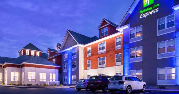 ภายนอกอาคาร Holiday Inn Express MYSTIC - GROTON AREA, an IHG Hotel