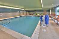 Swimming Pool Holiday Inn Express & Suites ROSWELL, an IHG Hotel