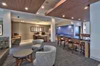 Bar, Cafe and Lounge Holiday Inn Express & Suites ROSWELL, an IHG Hotel