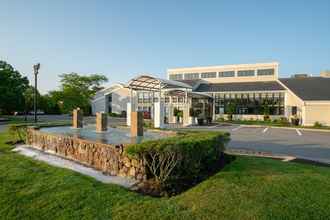 Exterior 4 Holiday Inn CAPE COD - HYANNIS, an IHG Hotel