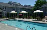 Swimming Pool 3 Holiday Inn CAPE COD - HYANNIS, an IHG Hotel