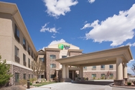 Exterior Holiday Inn Express & Suites LOS ALAMOS ENTRADA PARK, an IHG Hotel