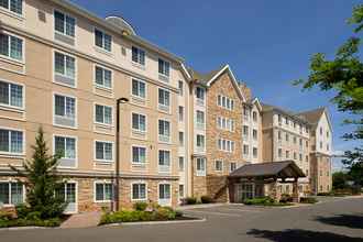 Bangunan 4 Staybridge Suites NORTH BRUNSWICK, an IHG Hotel