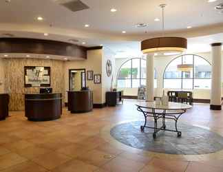 Lobi 2 Holiday Inn EL PASO WEST – SUNLAND PARK, an IHG Hotel