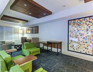 Lobby 2 Holiday Inn Express & Suites ELK GROVE WEST I-5, an IHG Hotel