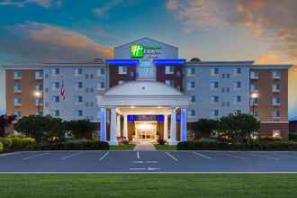 Exterior 4 Holiday Inn Express & Suites PETERSBURG-FORT LEE, an IHG Hotel