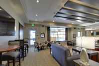 Bar, Cafe and Lounge Staybridge Suites MADISON - FITCHBURG, an IHG Hotel