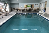 Swimming Pool Staybridge Suites MADISON - FITCHBURG, an IHG Hotel
