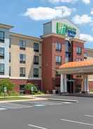 EXTERIOR_BUILDING Holiday Inn Express & Suites NEW PHILADELPHIA, an IHG Hotel