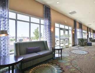 Lobby 2 Holiday Inn BISMARCK, an IHG Hotel