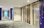 Lobi 4 Holiday Inn Express SYDNEY MACQUARIE PARK, an IHG Hotel