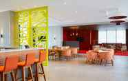 Restaurant 6 Holiday Inn Express SYDNEY MACQUARIE PARK, an IHG Hotel