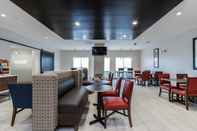 Bar, Cafe and Lounge Holiday Inn Express & Suites SOUTH BEND - CASINO, an IHG Hotel