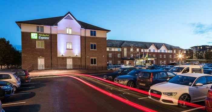 Others Holiday Inn Express LONDON GATWICK - CRAWLEY, an IHG Hotel