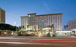 Holiday Inn Los Angeles - LAX Airport, an IHG Hotel, Rp 2.524.060