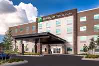 Exterior Holiday Inn Express & Suites PUNTA GORDA, an IHG Hotel