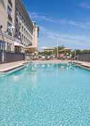 SWIMMING_POOL Holiday Inn FT. MYERS GULF COAST, an IHG Hotel