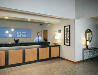 ล็อบบี้ 2 Holiday Inn Express CORVALLIS-ON THE RIVER, an IHG Hotel