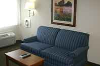 Common Space Candlewood Suites MACON