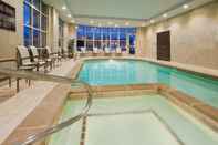 Swimming Pool Crowne Plaza ANCHORAGE-MIDTOWN, an IHG Hotel