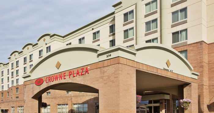 ภายนอกอาคาร Crowne Plaza ANCHORAGE-MIDTOWN, an IHG Hotel