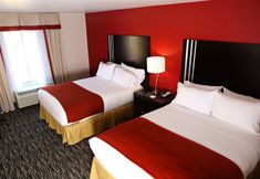 Bedroom 4 Holiday Inn Express & Suites SUMTER by IHG, an IHG Hotel