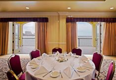 Functional Hall 6 Holiday Inn & Suites CLEARWATER BEACH by IHG, an IHG Hotel