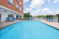สระว่ายน้ำ Holiday Inn Express & Suites BRYAN - COLLEGE STATION, an IHG Hotel