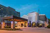 Exterior Holiday Inn Express & Suites SPRINGFIELD, an IHG Hotel