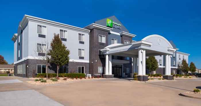 ภายนอกอาคาร Holiday Inn Express & Suites PITTSBURG, an IHG Hotel