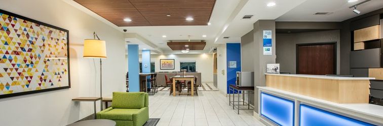 大廳 Holiday Inn Express & Suites DALLAS - GRAND PRAIRIE I-20 by IHG, an IHG Hotel