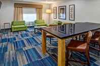 Common Space Holiday Inn Express & Suites COOKEVILLE, an IHG Hotel