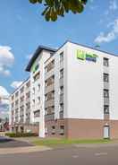 Inviting Cologne hotel with tram and bus links to the city centre. Holiday Inn Express COLOGNE - MUELHEIM, an IHG Hotel