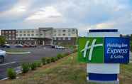 ภายนอกอาคาร 2 Holiday Inn Express & Suites RALEIGH AIRPORT - BRIER CREEK, an IHG Hotel